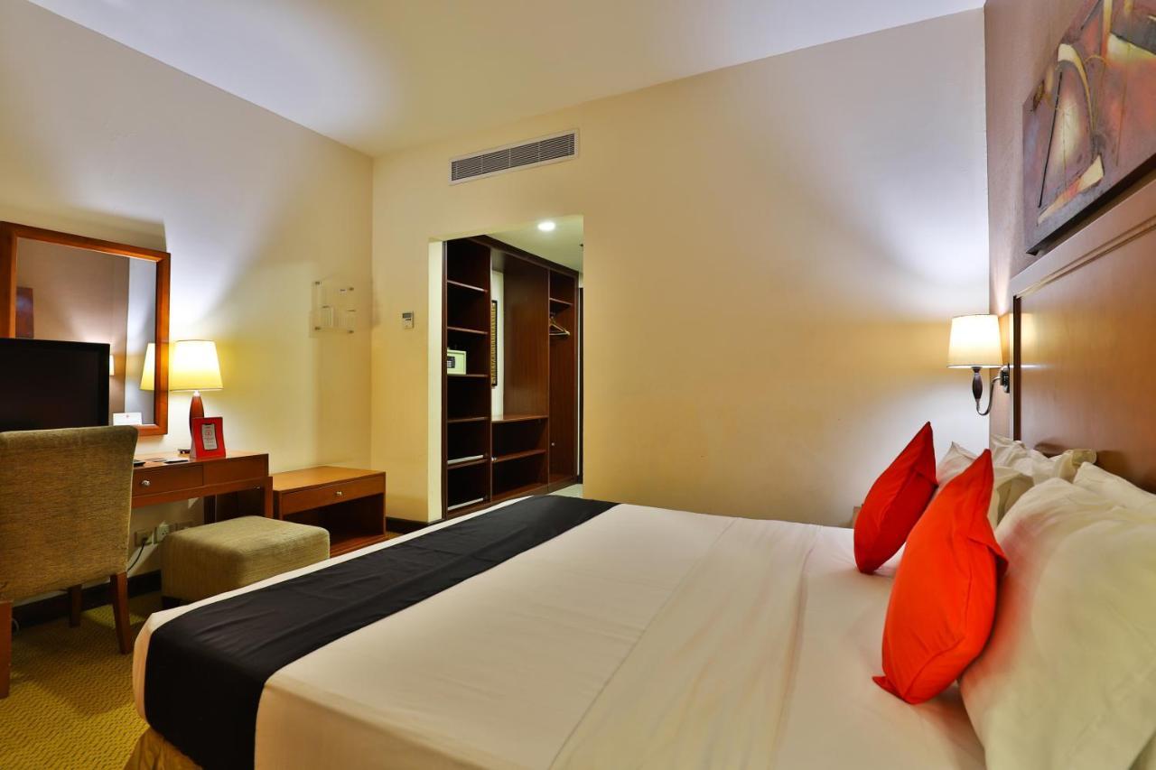 مينا بلازا الطائف Mena Plaza Taif Hotel ภายนอก รูปภาพ