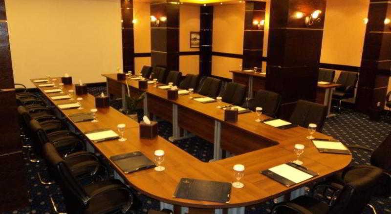 مينا بلازا الطائف Mena Plaza Taif Hotel ภายนอก รูปภาพ